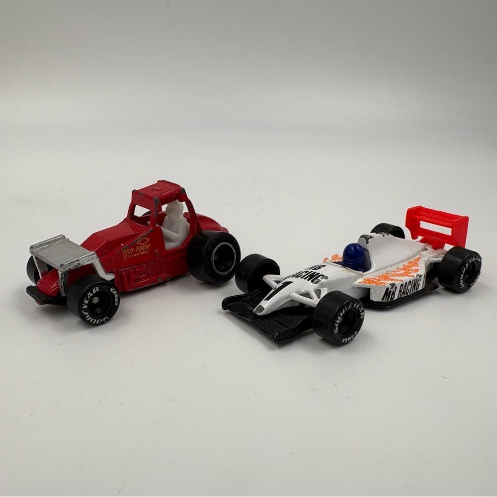 Vintage‎ Matchbox Sprint Racer 1990 and Formula 1 1993 Diecast Bundle